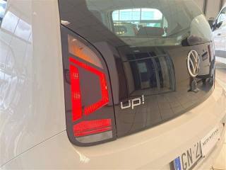 VOLKSWAGEN up! usata, con Cerchi in lega