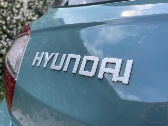 HYUNDAI i10 usata, con Controllo trazione