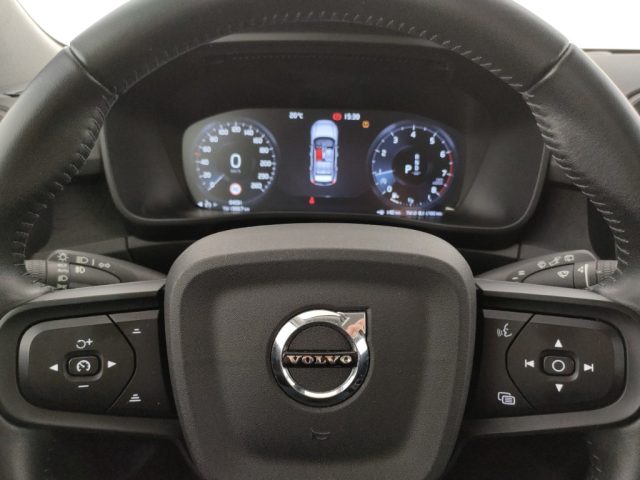 VOLVO XC40 usata, con USB