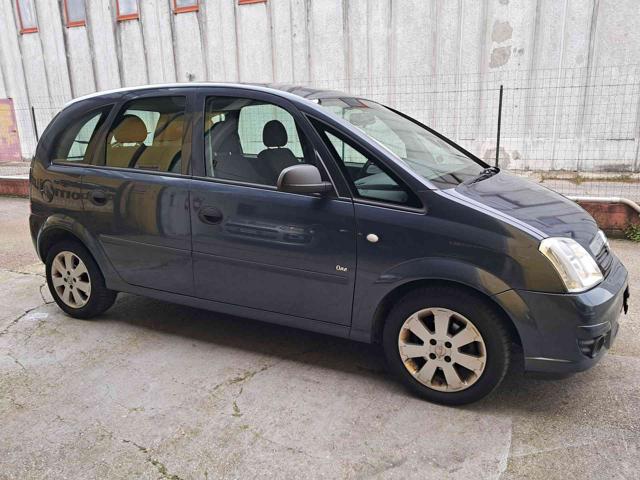 OPEL Meriva usata, con Servosterzo