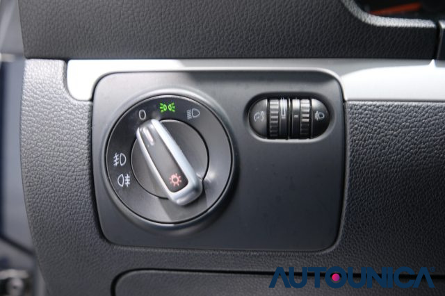 VOLKSWAGEN Scirocco usata, con Specchietti laterali elettrici