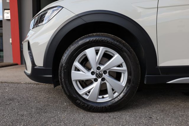 VOLKSWAGEN Taigo usata 142
