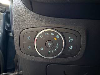 FORD Fiesta usata, con Fari Xenon