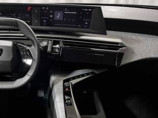 PEUGEOT 3008 usata, con Controllo elettronico della corsia