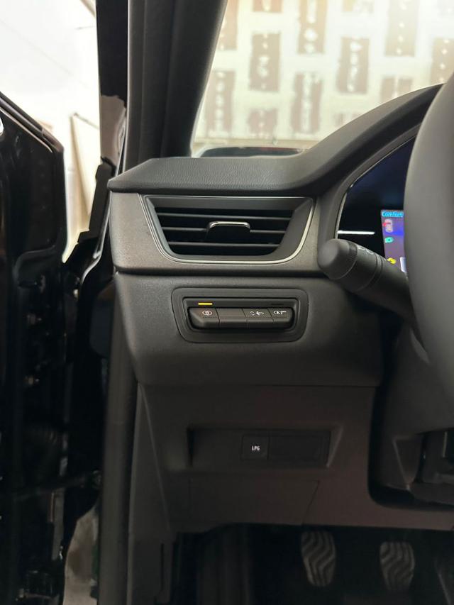 RENAULT Captur usata, con Controllo trazione