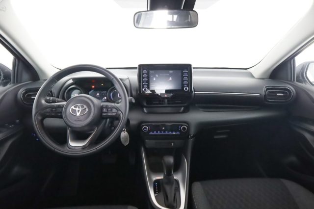 TOYOTA Yaris usata 4