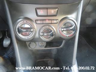 PEUGEOT 208 usata, con Touch screen