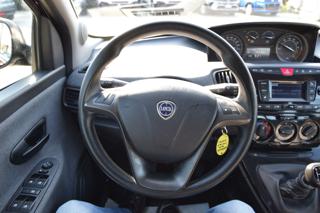 LANCIA Ypsilon usata, con MP3