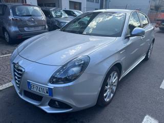 ALFA ROMEO Giulietta usata, con Autoradio