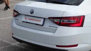 SKODA Superb usata, con Sensore di luce