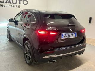MERCEDES-BENZ GLA 200 usata, con Autoradio digitale
