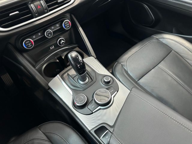 ALFA ROMEO Stelvio usata, con Controllo automatico clima