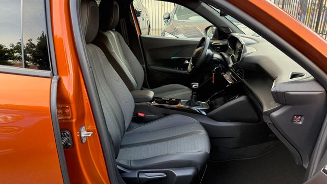 PEUGEOT 2008 usata, con Park Distance Control