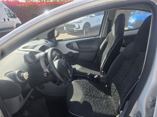 PEUGEOT 107 usata 10