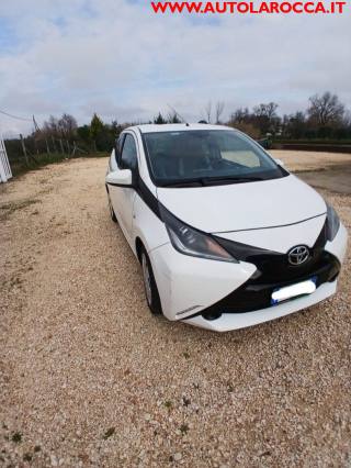 TOYOTA Aygo usata, con Airbag