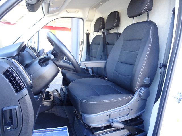 PEUGEOT Boxer usata, con ESP