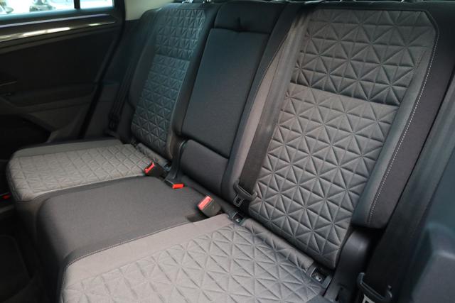 VOLKSWAGEN Tiguan usata, con Fari LED