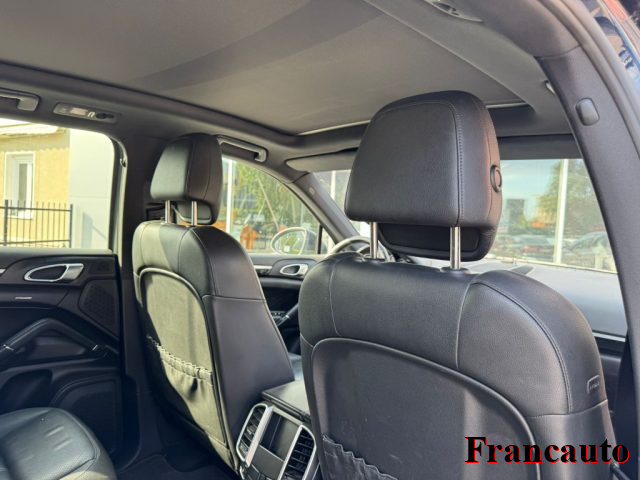 PORSCHE Cayenne usata, con Controllo automatico clima