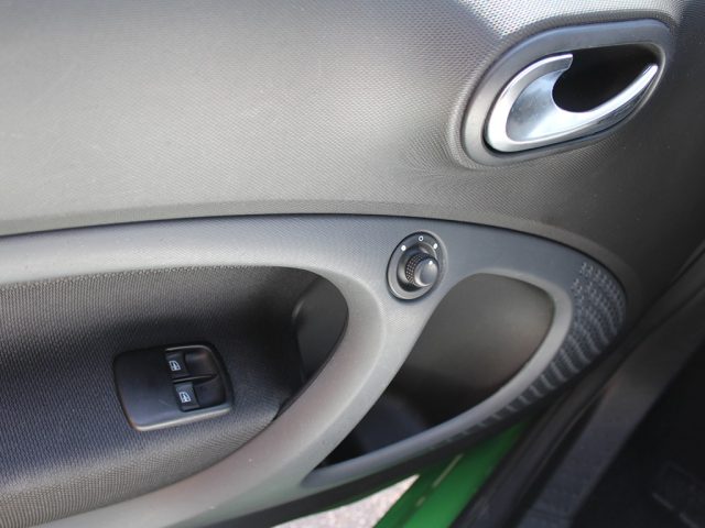 SMART ForTwo usata, con Monitoraggio pressione pneumatici