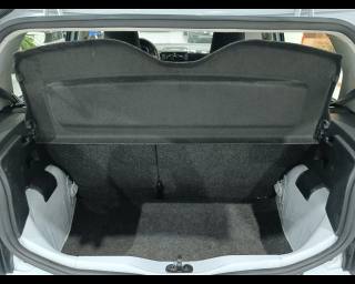 VOLKSWAGEN up! usata 16