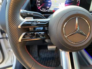 MERCEDES-BENZ GLA 200 usata, con Touch screen