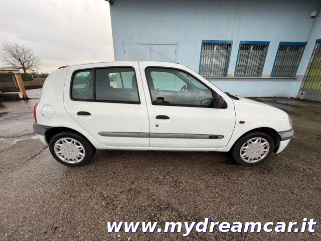 RENAULT Clio usata, con Airbag Passeggero