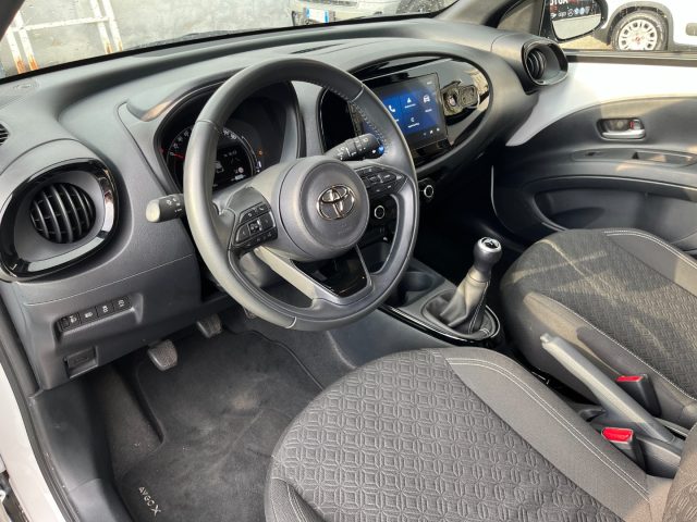 TOYOTA Aygo X usata, con Controllo automatico clima