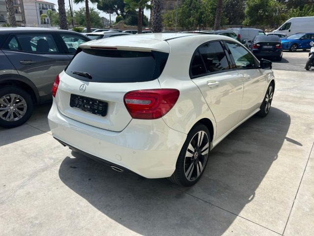 MERCEDES-BENZ A 200 usata, con Alzacristalli elettrici