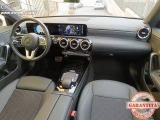 MERCEDES-BENZ CLA 180 usata, con Specchietto retrovisore con funzione antiabbagliamento