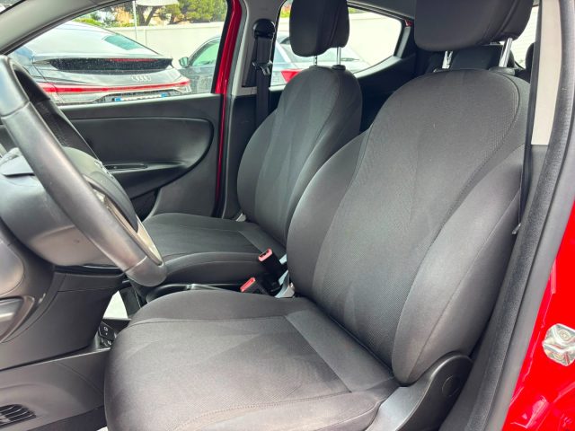 LANCIA Ypsilon usata, con Controllo trazione