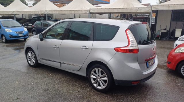 RENAULT Scenic usata, con Autoradio