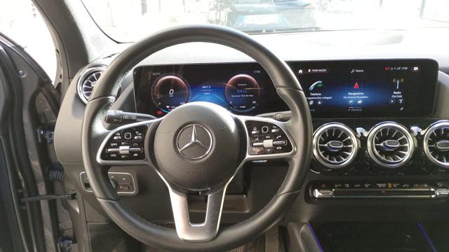 MERCEDES-BENZ EQA usata, con Climatizzatore
