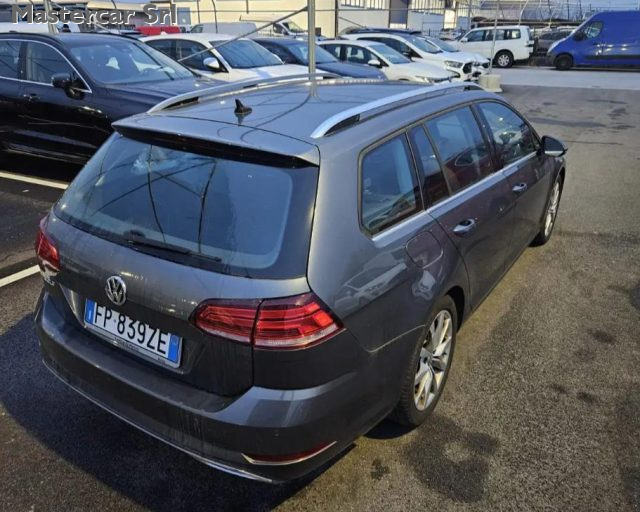VOLKSWAGEN Golf Variant usata, con Alzacristalli elettrici