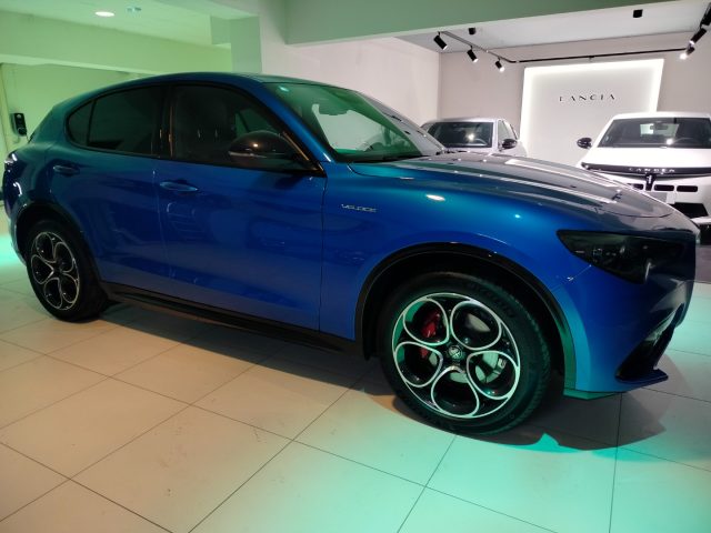 ALFA ROMEO Stelvio usata, con Chiusura centralizzata