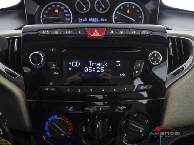 LANCIA Ypsilon usata 14