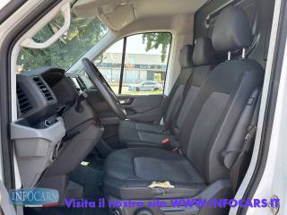 VOLKSWAGEN Crafter usata, con Autoradio
