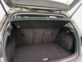 VOLKSWAGEN Golf usata, con Fendinebbia