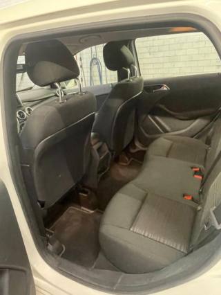 MERCEDES-BENZ B 180 usata, con Autoradio