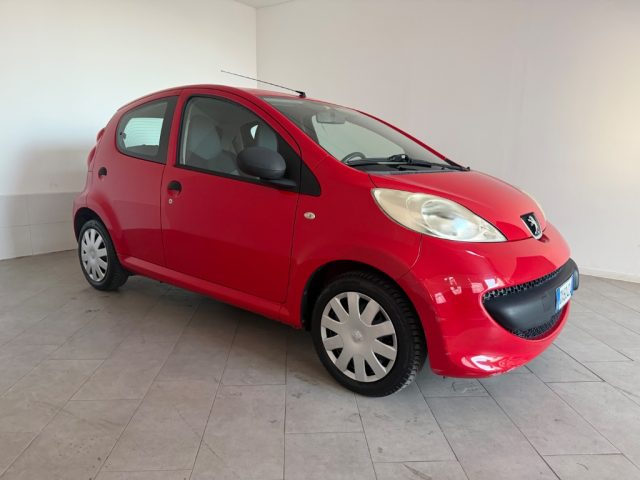 PEUGEOT 107 usata 1