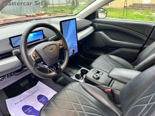 FORD Mustang Mach-E usata, con Fendinebbia