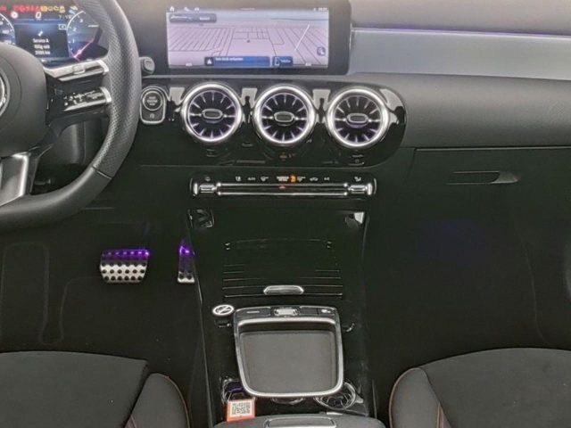 MERCEDES-BENZ A 180 usata, con Alzacristalli elettrici