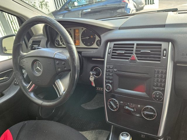 MERCEDES-BENZ B 180 usata, con Controllo trazione