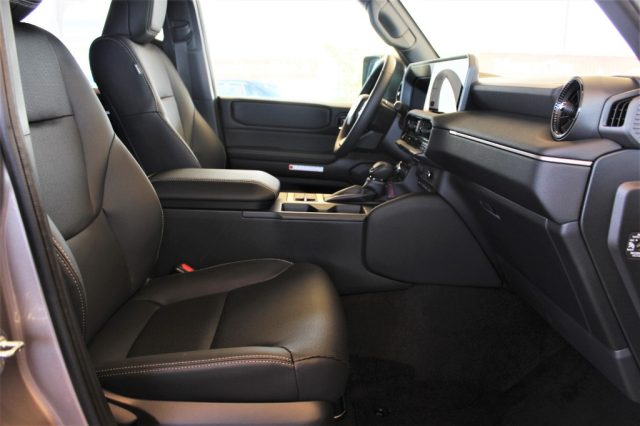 TOYOTA Land Cruiser usata, con Cerchi in lega