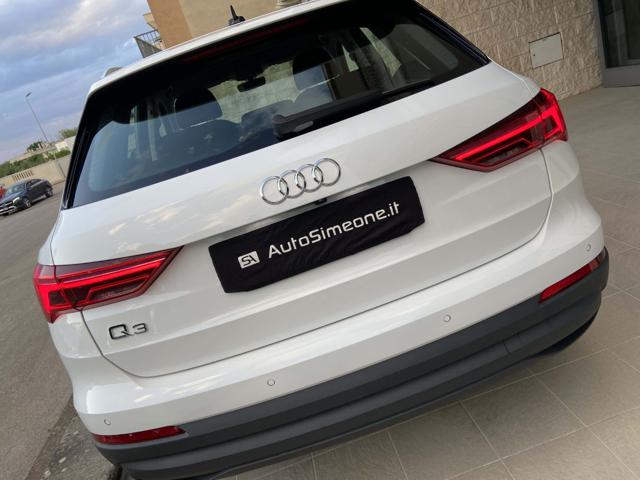 AUDI Q3 usata, con Sensori di parcheggio posteriori