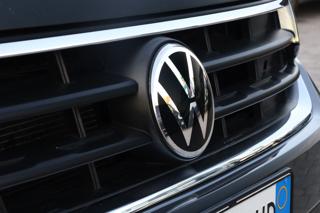 VOLKSWAGEN Tiguan usata, con Sensori di parcheggio anteriori