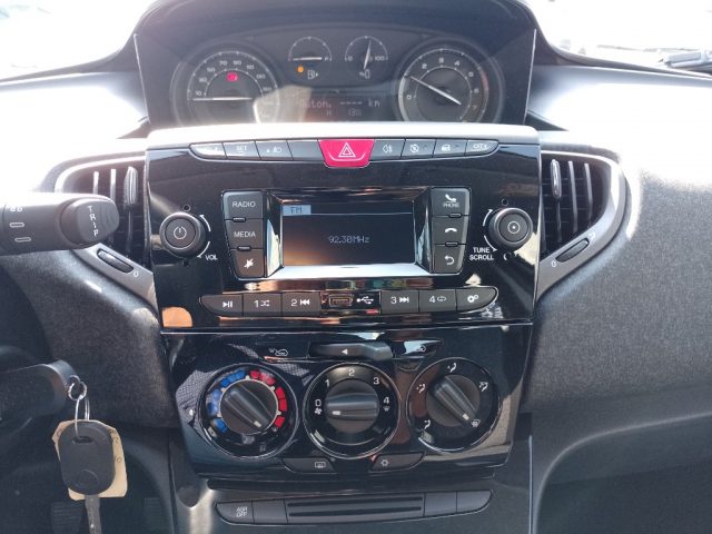 LANCIA Ypsilon usata, con Immobilizzatore elettronico