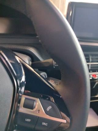 PEUGEOT 2008 usata, con Sensori di parcheggio posteriori