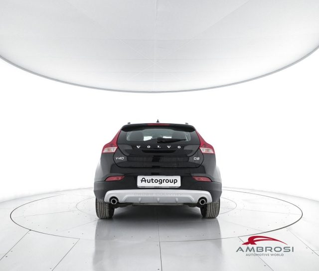 VOLVO V40 Cross Country usata 5