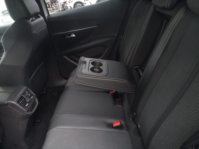 PEUGEOT 3008 usata, con Sistema di navigazione
