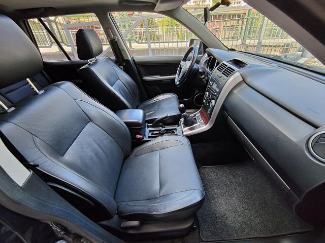 SUZUKI Grand Vitara usata, con Climatizzatore